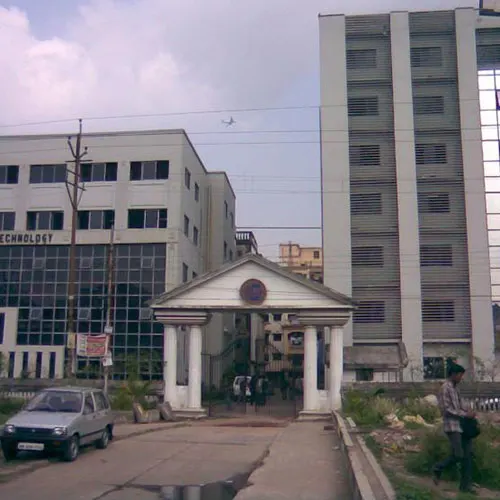 B. P. Poddar Institute of Management & Technology